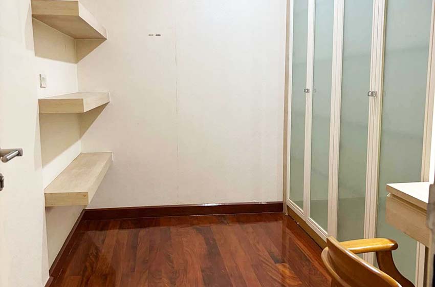 Condominium in Phaholyothin 